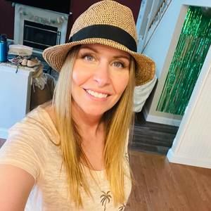 Meet your Posher, Mandy